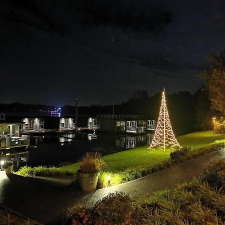 Houseboat Marina Mookerplas 4-6 Persons Plasmolen Exterior photo